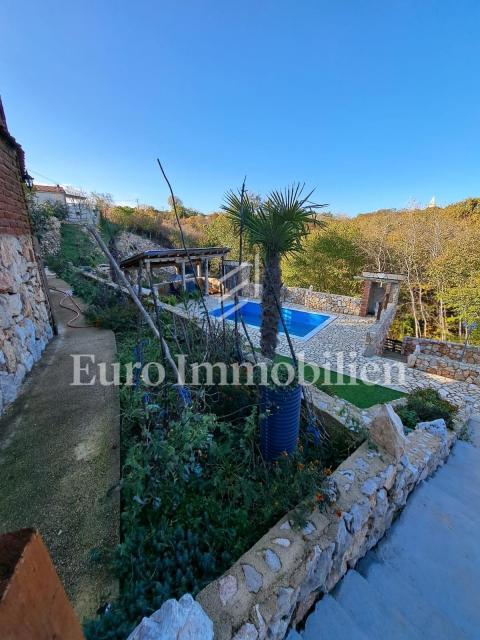 Detached house with heated pool, Dobrinj area - island of Krk