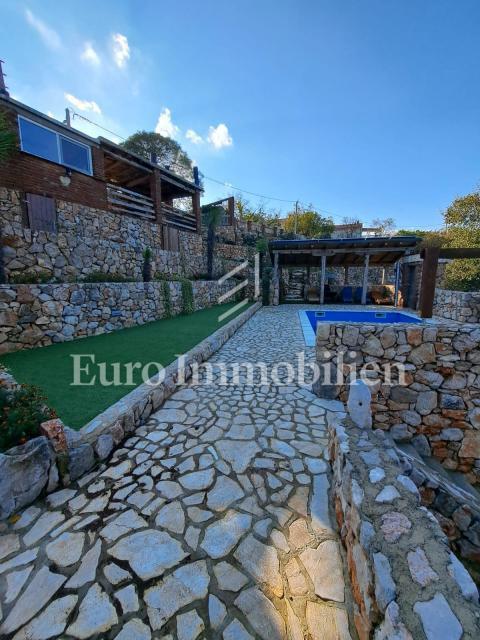 Detached house with heated pool, Dobrinj area - island of Krk