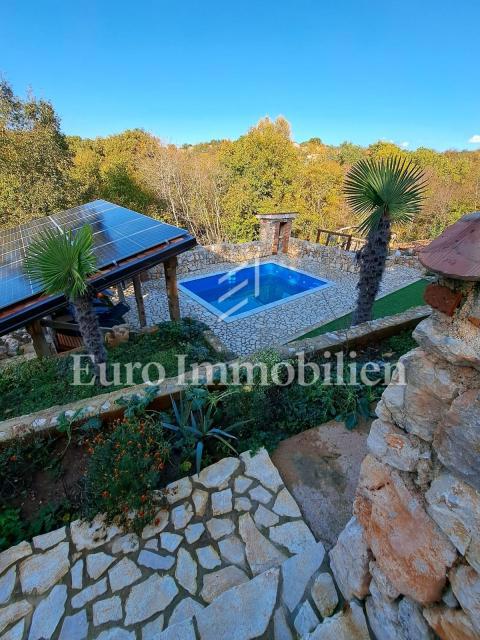 Detached house with heated pool, Dobrinj area - island of Krk