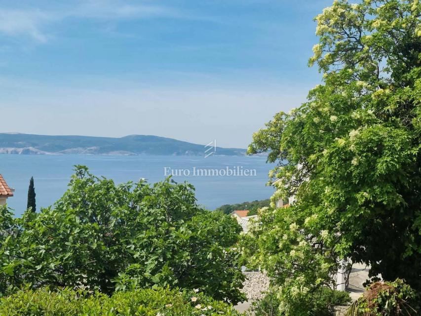 NOVI VINODOLSKI, casa con ampio giardino