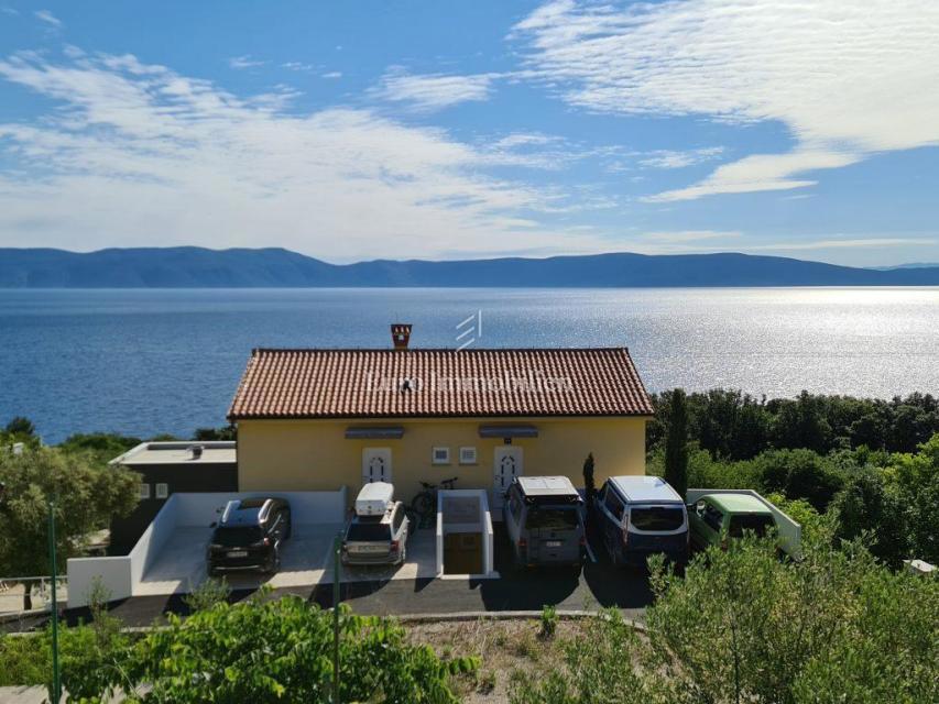 Casa appartamenti con vista mare!