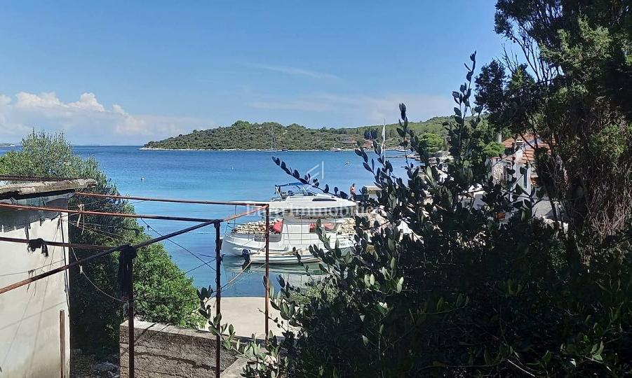 Casa al mare in fase di ristrutturazione - isola Žut