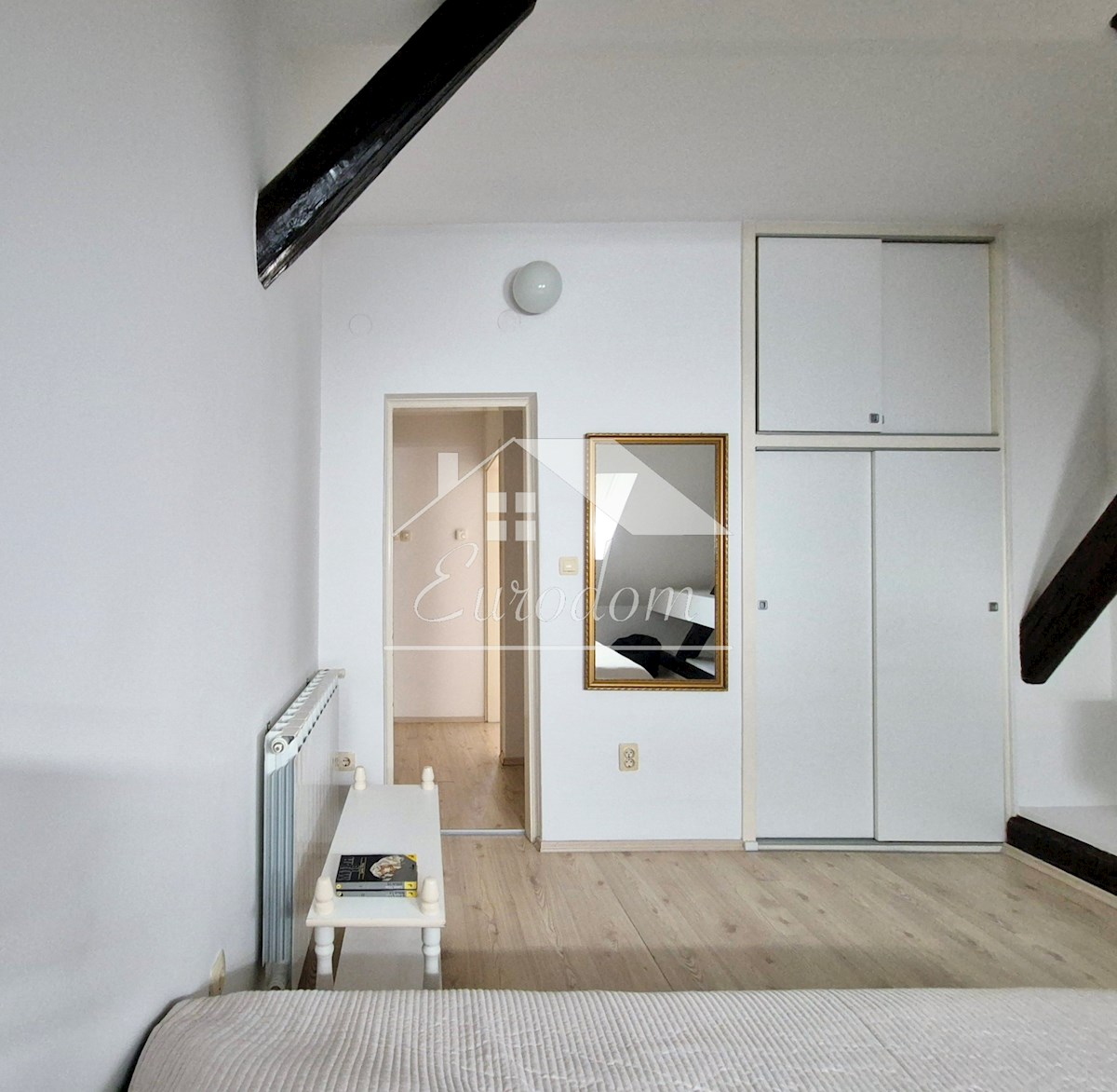 MAKSIMIR – APPARTAMENTO OŽEGOVIĆEVA, 38,99 m² – RISTRUTTURATO, ARREDATO, SUBITO ABITABILE!