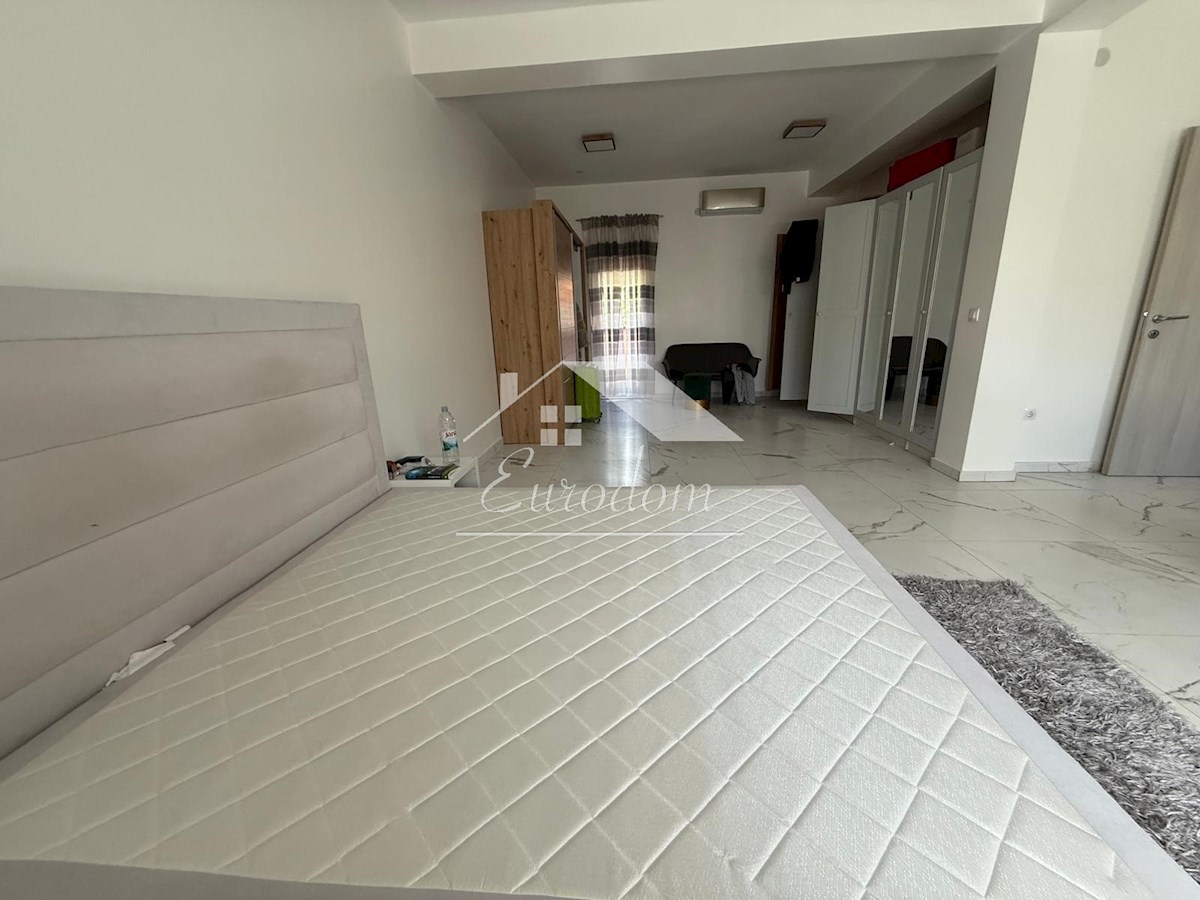 Casa di lusso a Gračani – ideale per vivere e investire