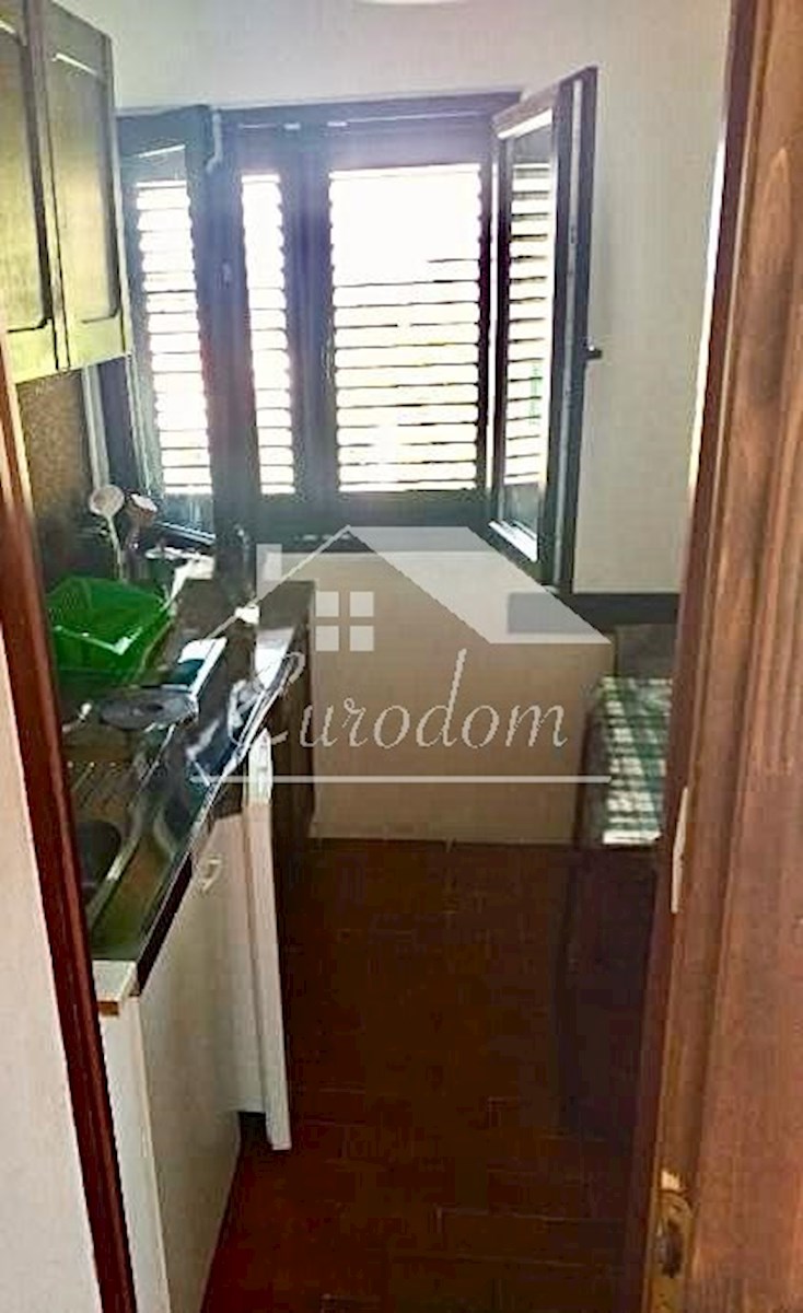 CASA IN VENDITA A VELO LOŠINJ – INVESTIMENTO IDEALE O PROGETTO DI RISTRUTTURAZIONE!