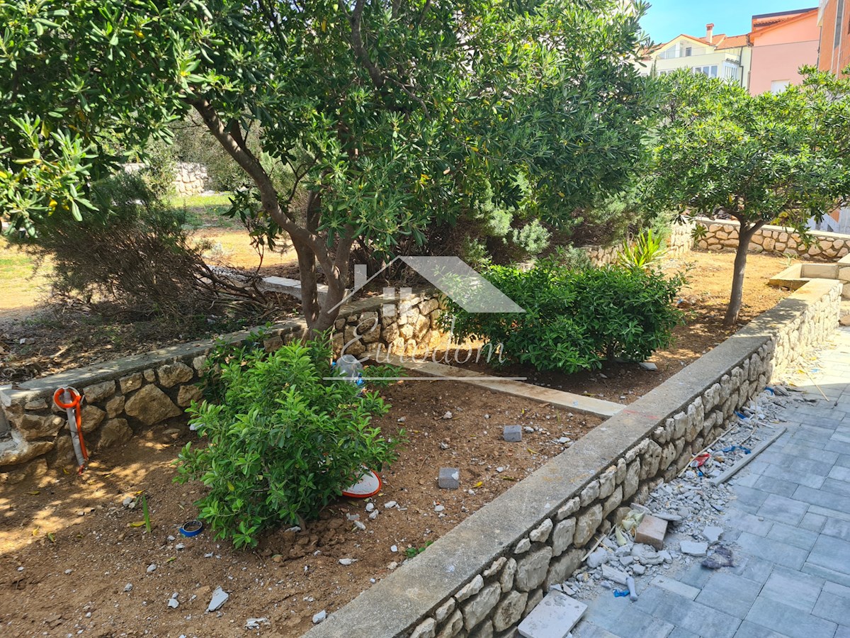 Mandre, isola di Pago – Appartamento con due camere da letto, vista mare e giardino, a 350 m dalla spiaggia
