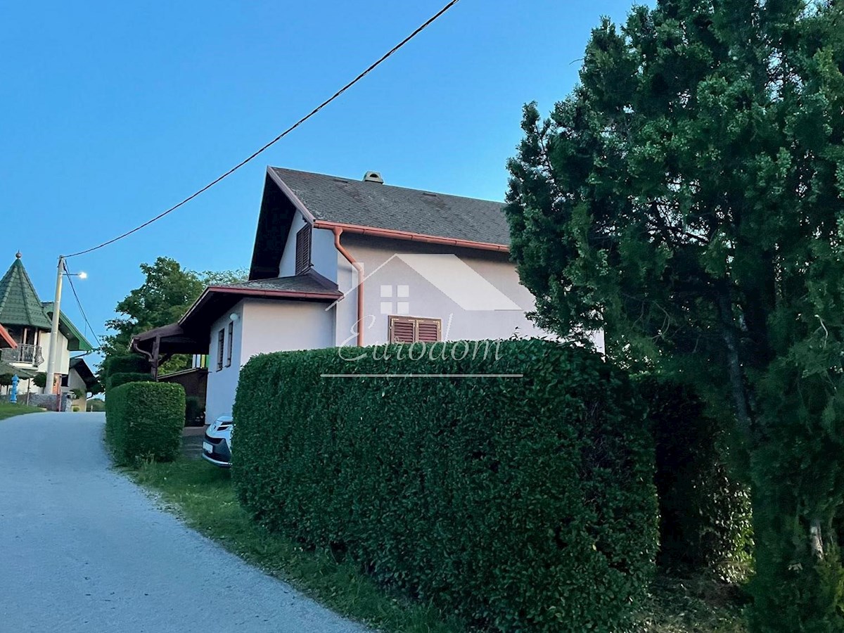 Casa nel verde – armonia tra natura e comfort – Veliki Lovrečan