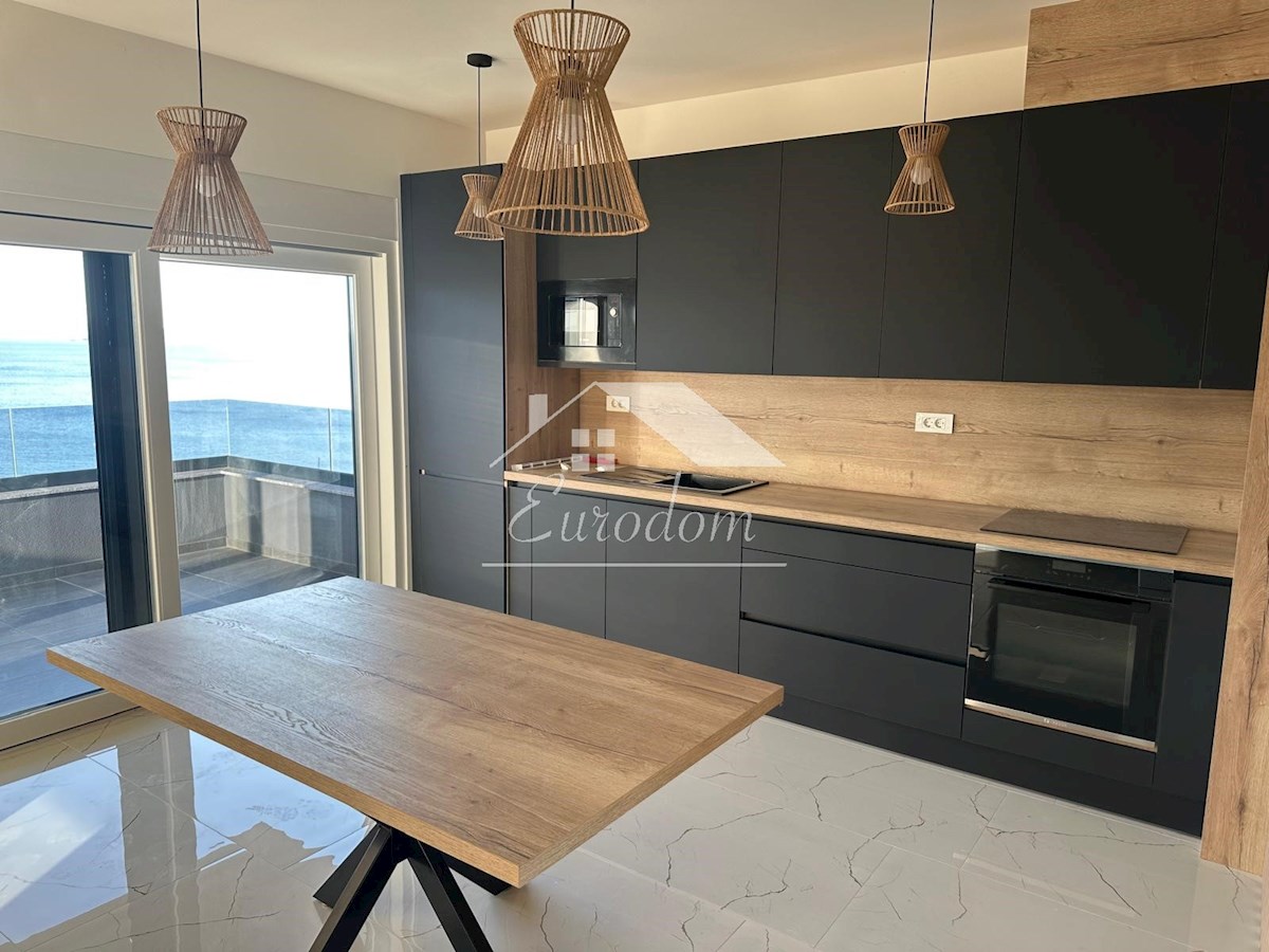 NUOVA COSTRUZIONE MAGNIFICA CON VISTA MARE – APPARTAMENTI IN VENDITA A DOLAŠKE DRAGE