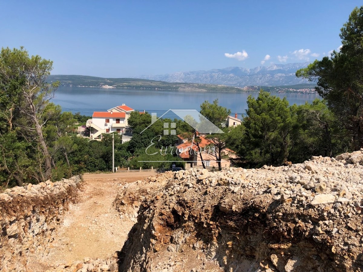 NOVIGRAD (ZARA) – TERRENO EDIFICABILE CON PROGETTO PER 3 VILLE CON PISCINA, A 100 M DAL MARE