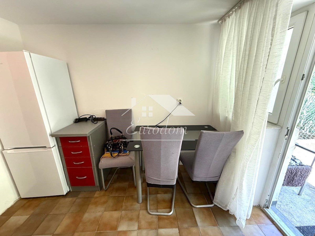 Appartamento Accogliente con Accesso al Giardino – Trešnjevka
