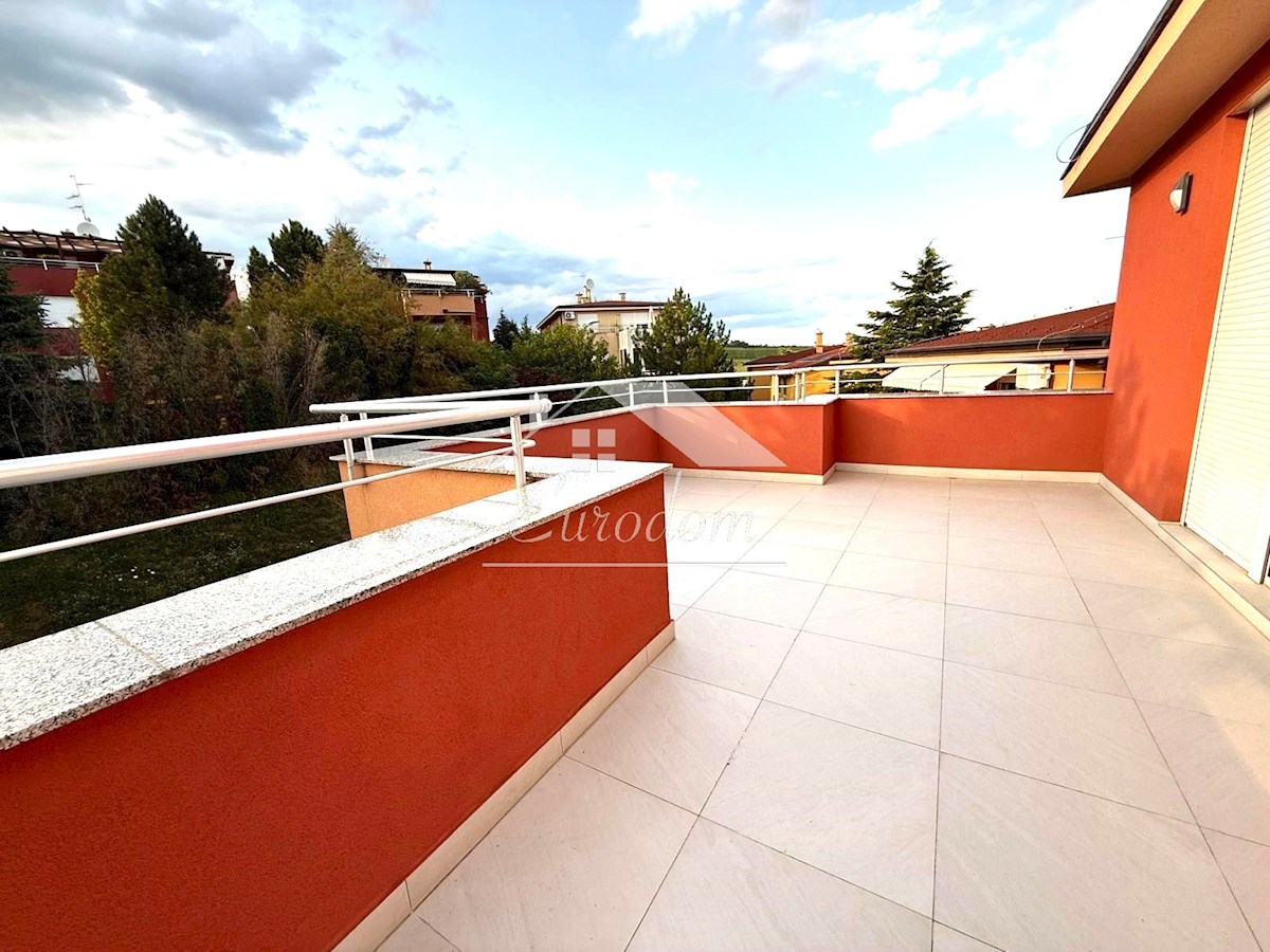 Appartamento di lusso in vendita a Remete – 138 m²