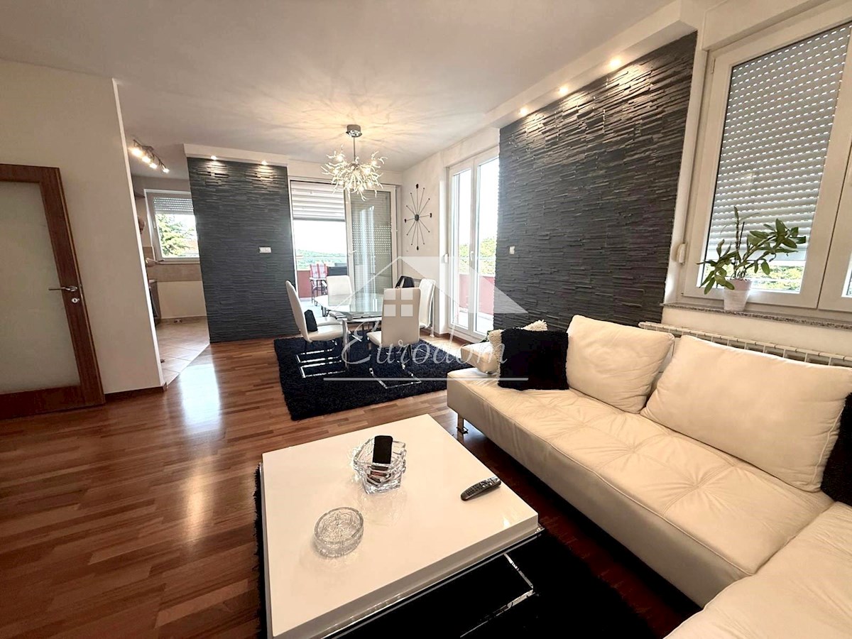 Appartamento di lusso in vendita a Remete – 138 m²