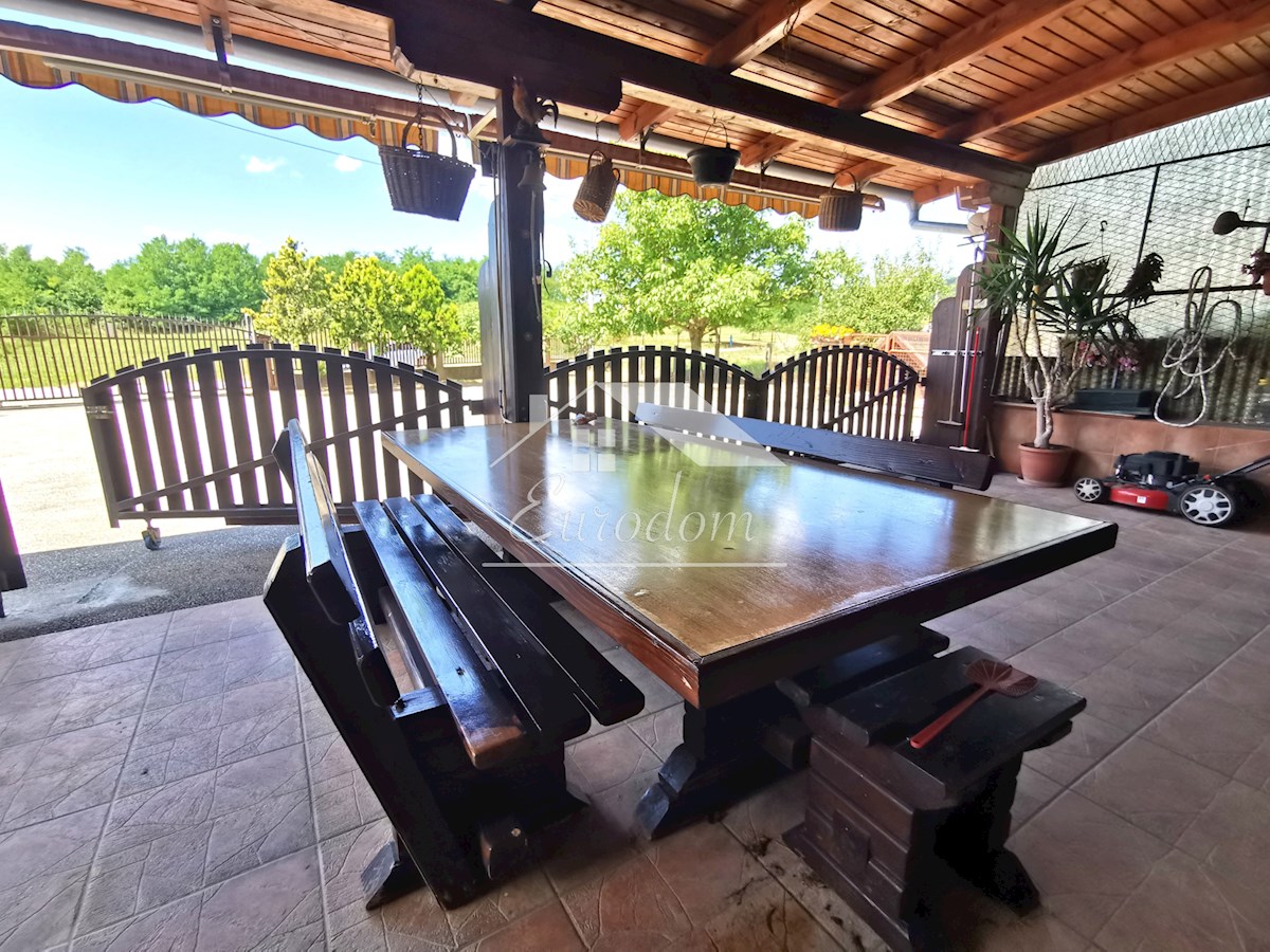 IN VENDITA: CASA COSTRUITA CON QUALITÀ – ZAGABRIA, BIZEK