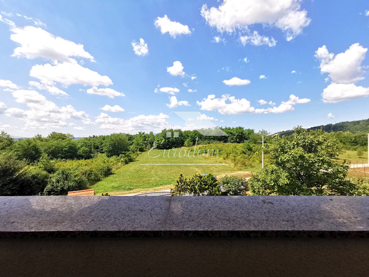 IN VENDITA: CASA COSTRUITA CON QUALITÀ – ZAGABRIA, BIZEK