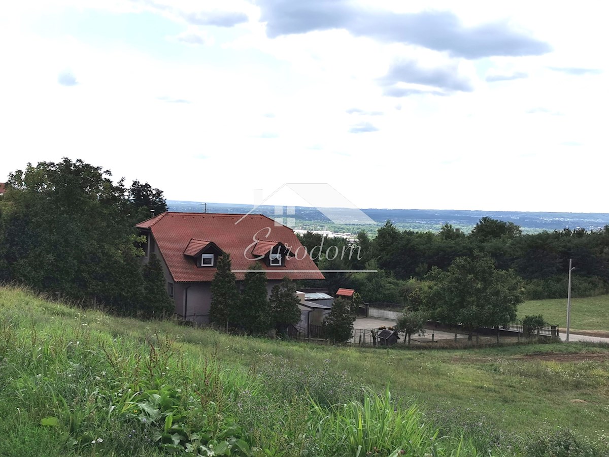 IN VENDITA: CASA COSTRUITA CON QUALITÀ – ZAGABRIA, BIZEK