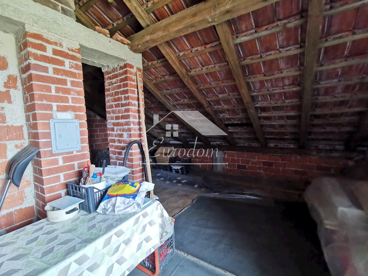 In vendita una casa familiare costruita con materiali di alta qualità a Strmec Stubički