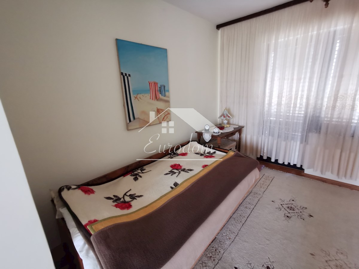 In vendita una casa familiare costruita con materiali di alta qualità a Strmec Stubički