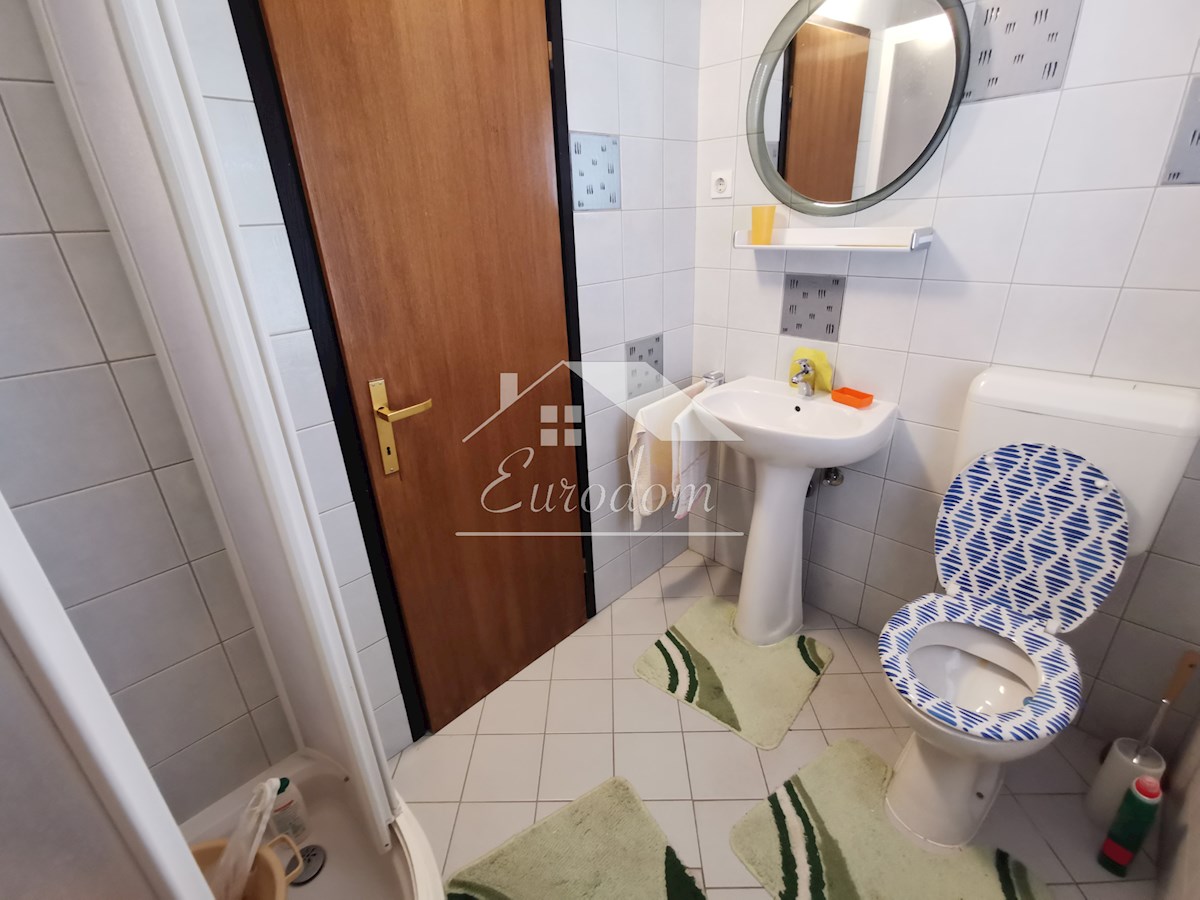 In vendita una casa familiare costruita con materiali di alta qualità a Strmec Stubički