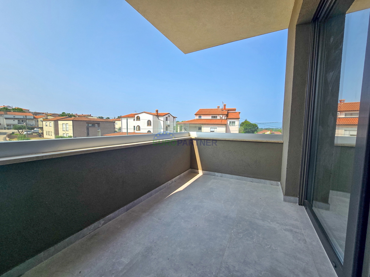 Appartamento 65m2, nuova costruzione, zona Parenzo, Istria