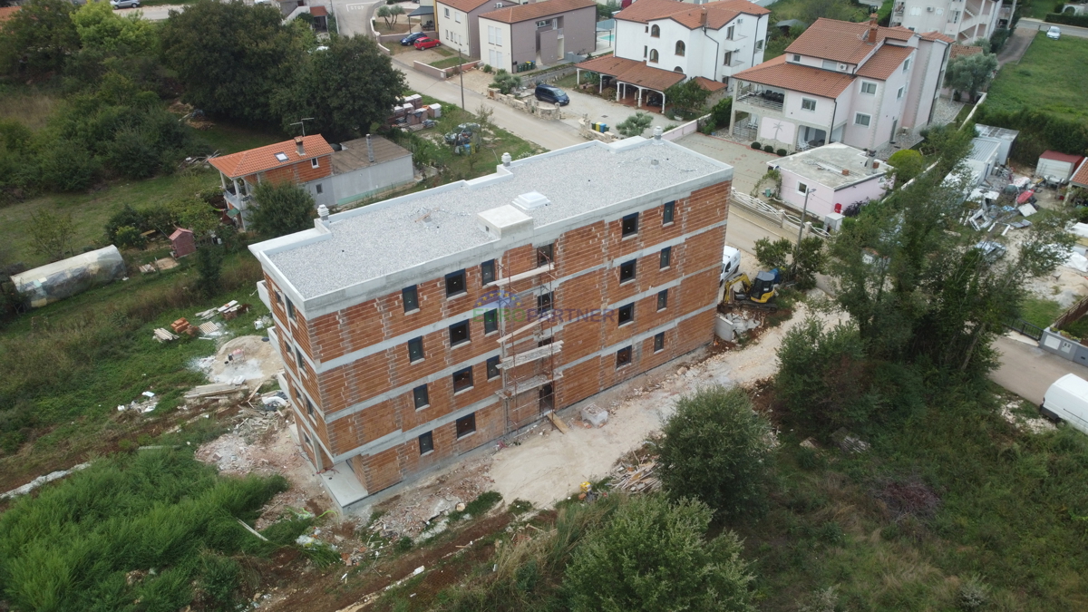 Appartamento 65m2, nuova costruzione, zona Parenzo, Istria