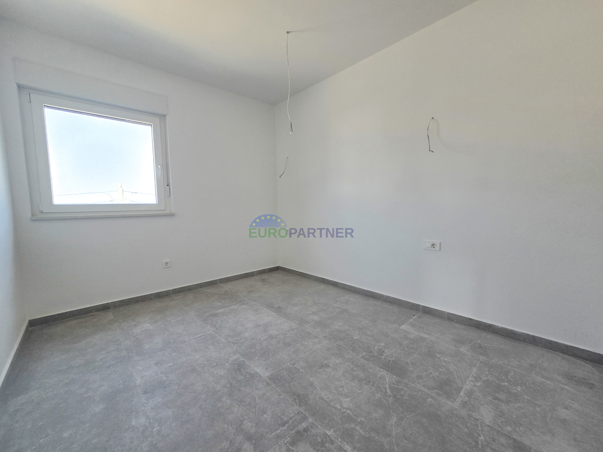Appartamento 65m2, nuova costruzione, zona Parenzo, Istria