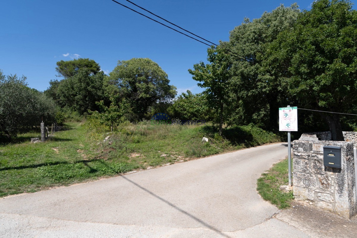 Poreč area, building land with building permit