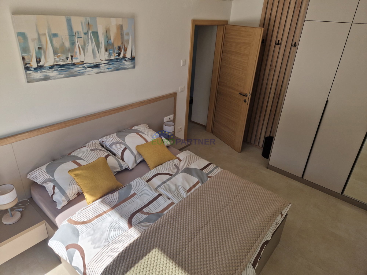 Istria, vicinity of Rovinj, beautiful single-storey house with pool