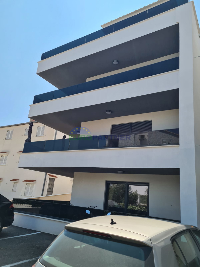 Appartamento con 3 camere da letto di 85 m2, nuovo edificio in ottima posizione, Solin