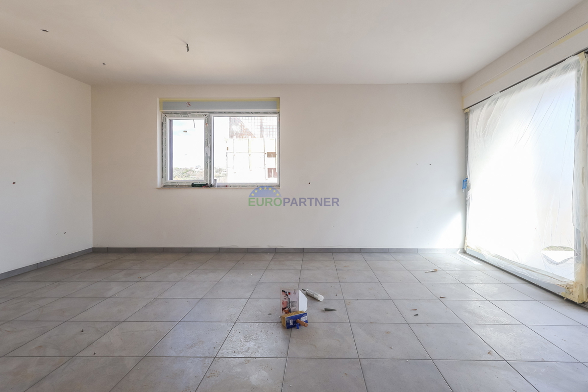 Moderno appartamento con 3 camere da letto, Parenzo, a 4 km dal mare