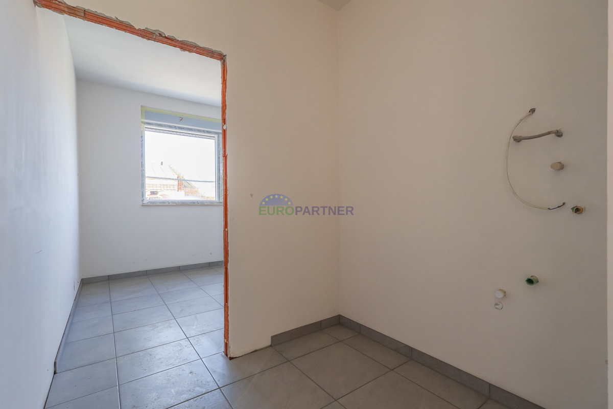 Moderno appartamento con 3 camere da letto, Parenzo, a 4 km dal mare