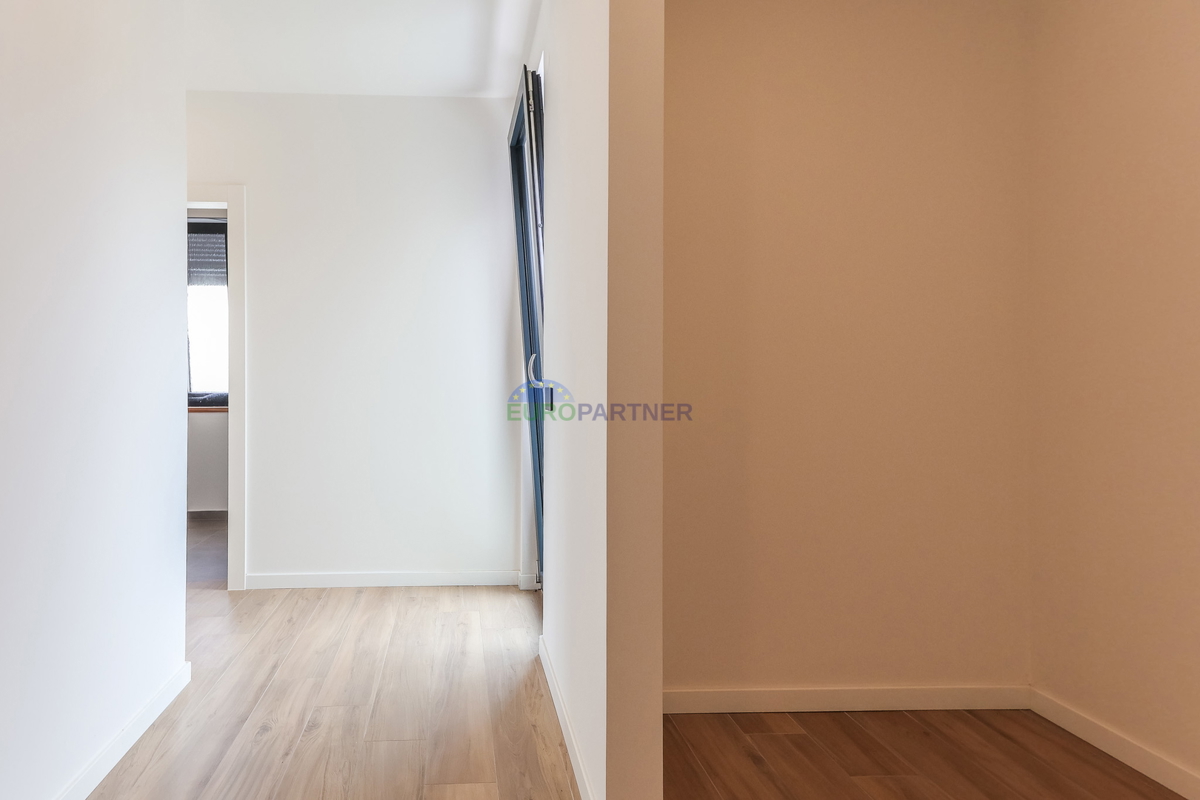 Parenzo - Villa di lusso indipendente con vista mare e piscina