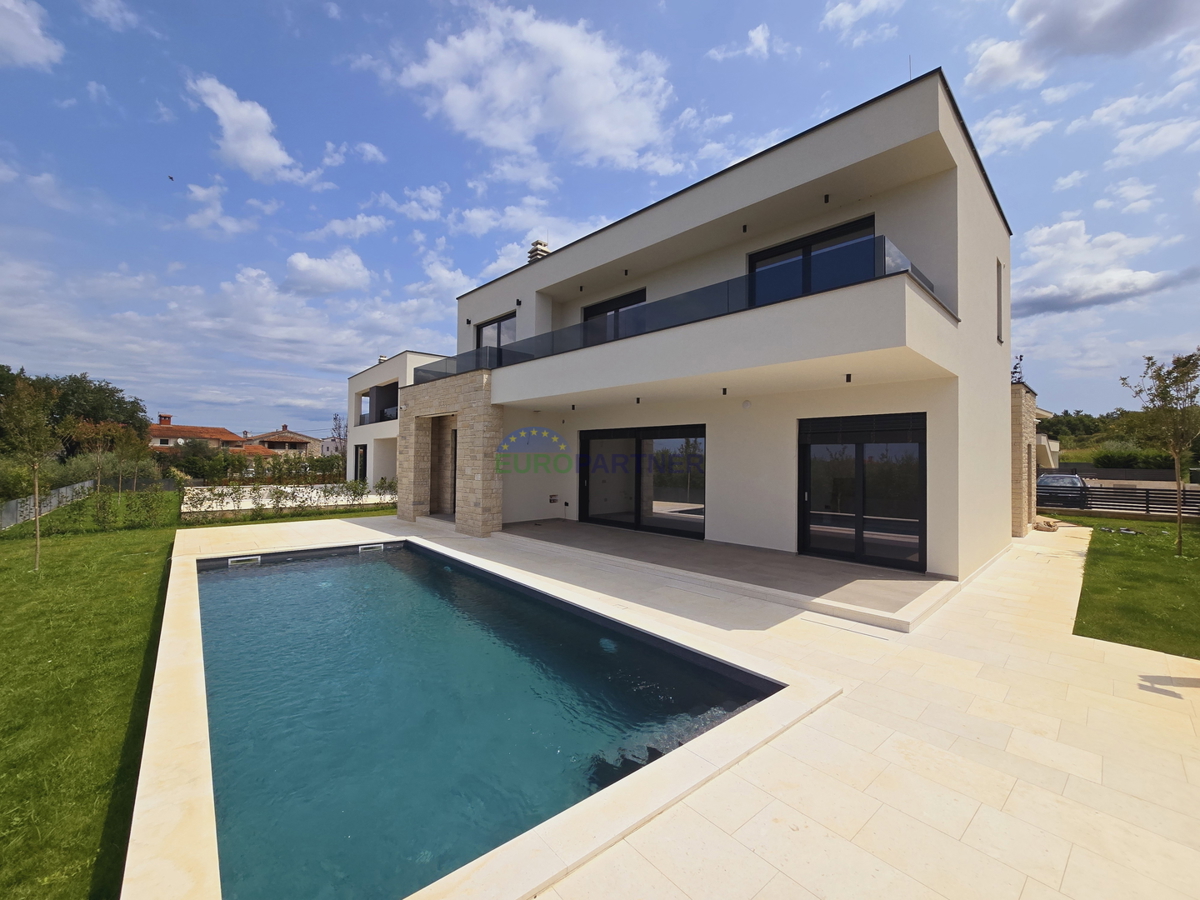 Parenzo - Villa di lusso indipendente con vista mare e piscina