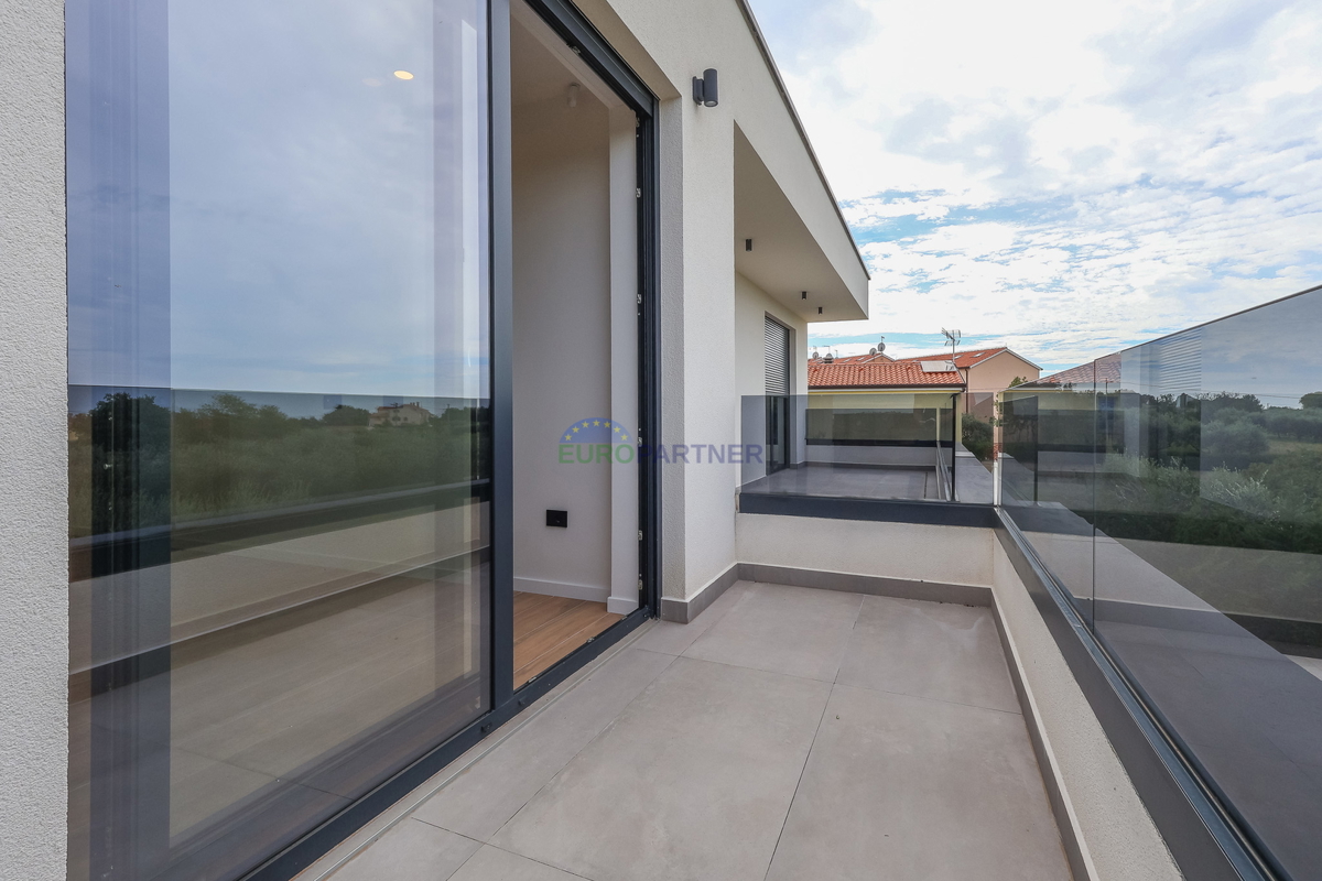 Parenzo - Villa di lusso indipendente con vista mare e piscina