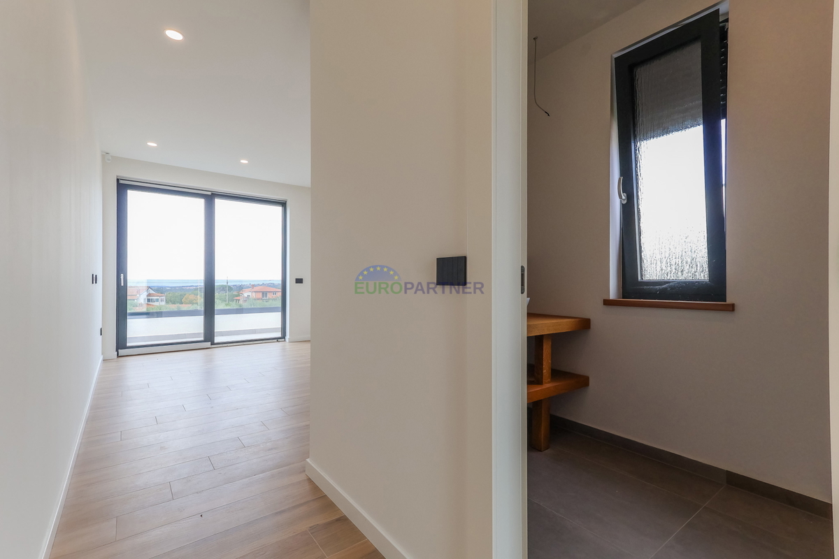 Parenzo - Villa di lusso indipendente con vista mare e piscina