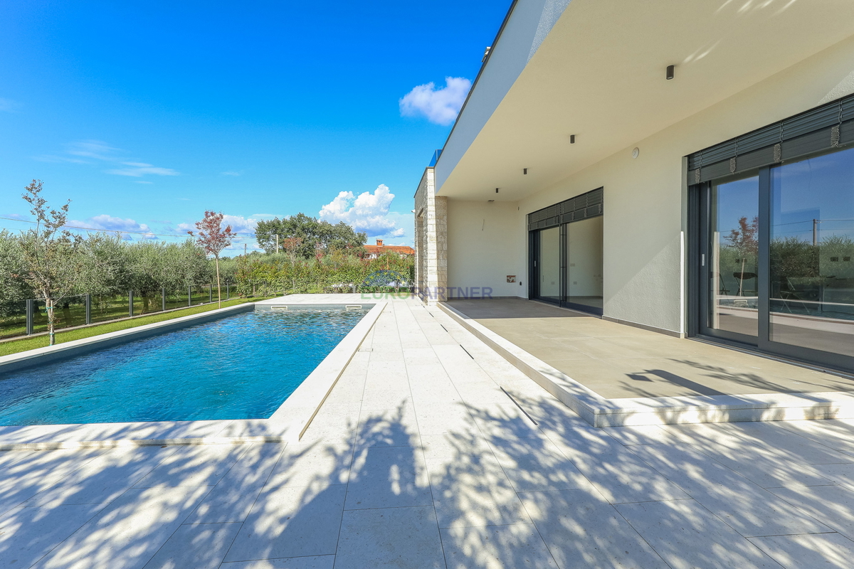 Parenzo - Villa di lusso indipendente con vista mare e piscina