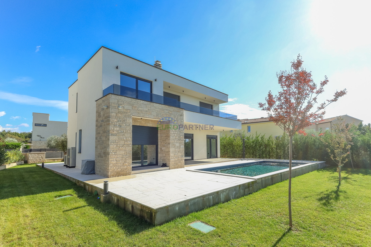 Parenzo - Villa di lusso indipendente con vista mare e piscina