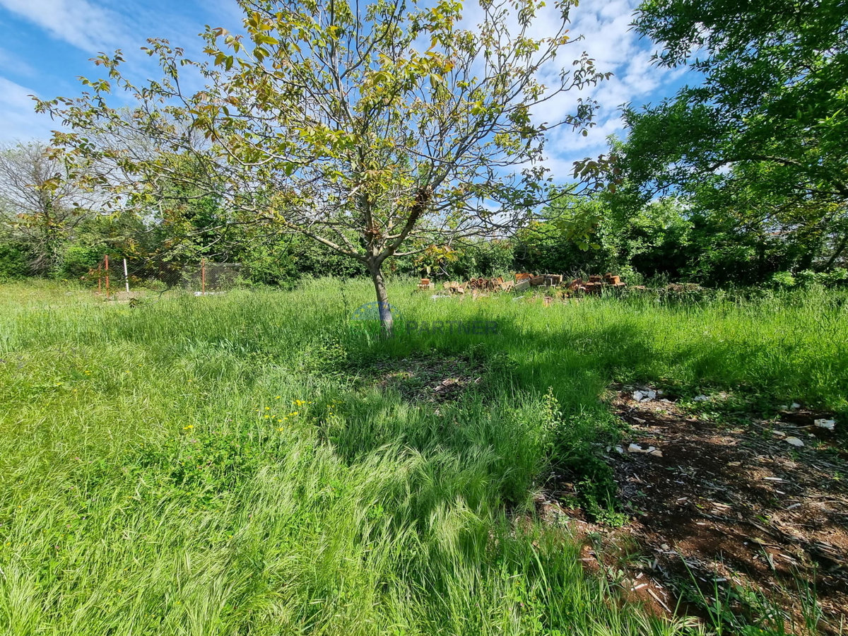 Terreno 850m2 Kaštelir Labinci