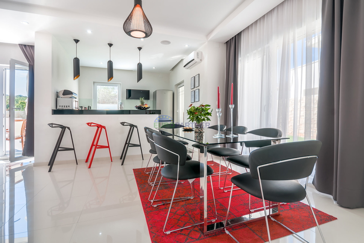 Una bellissima villa nelle vicinanze di Rovigno