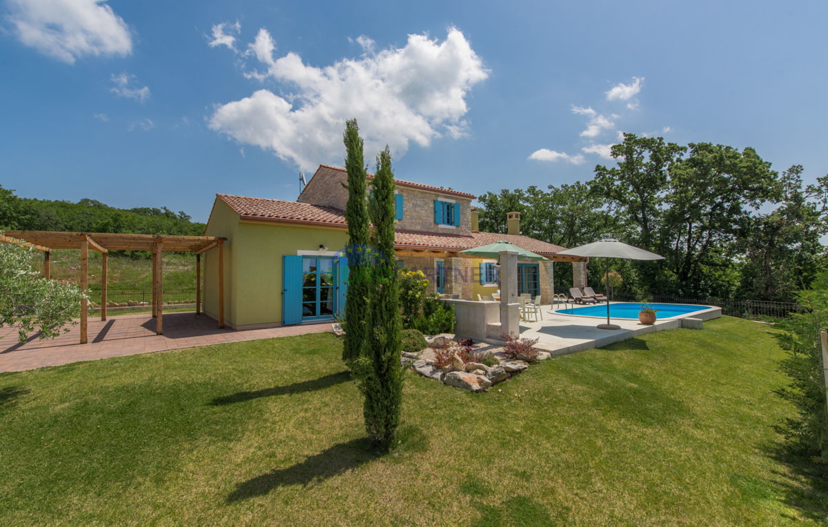 Istria, Umago, casa con piscina e vista mare