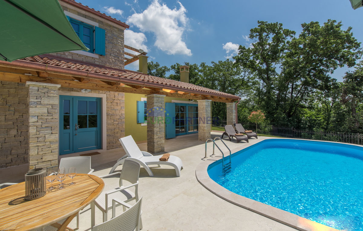 Istria, Umago, casa con piscina e vista mare