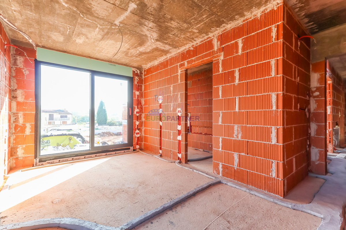 &quot;Villa Black Beauty&quot; attende il suo nuovo proprietario, realizzata con il metodo di costruzione &quot;chiavi in ​​mano&quot;.