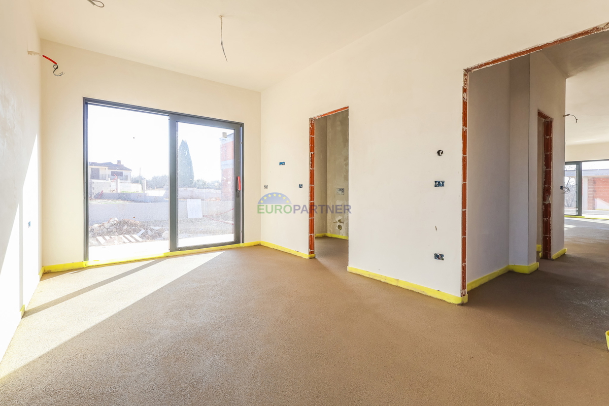 "Villa Black Beauty" attende il suo nuovo proprietario, realizzata con il metodo di costruzione "chiavi in ​​mano".