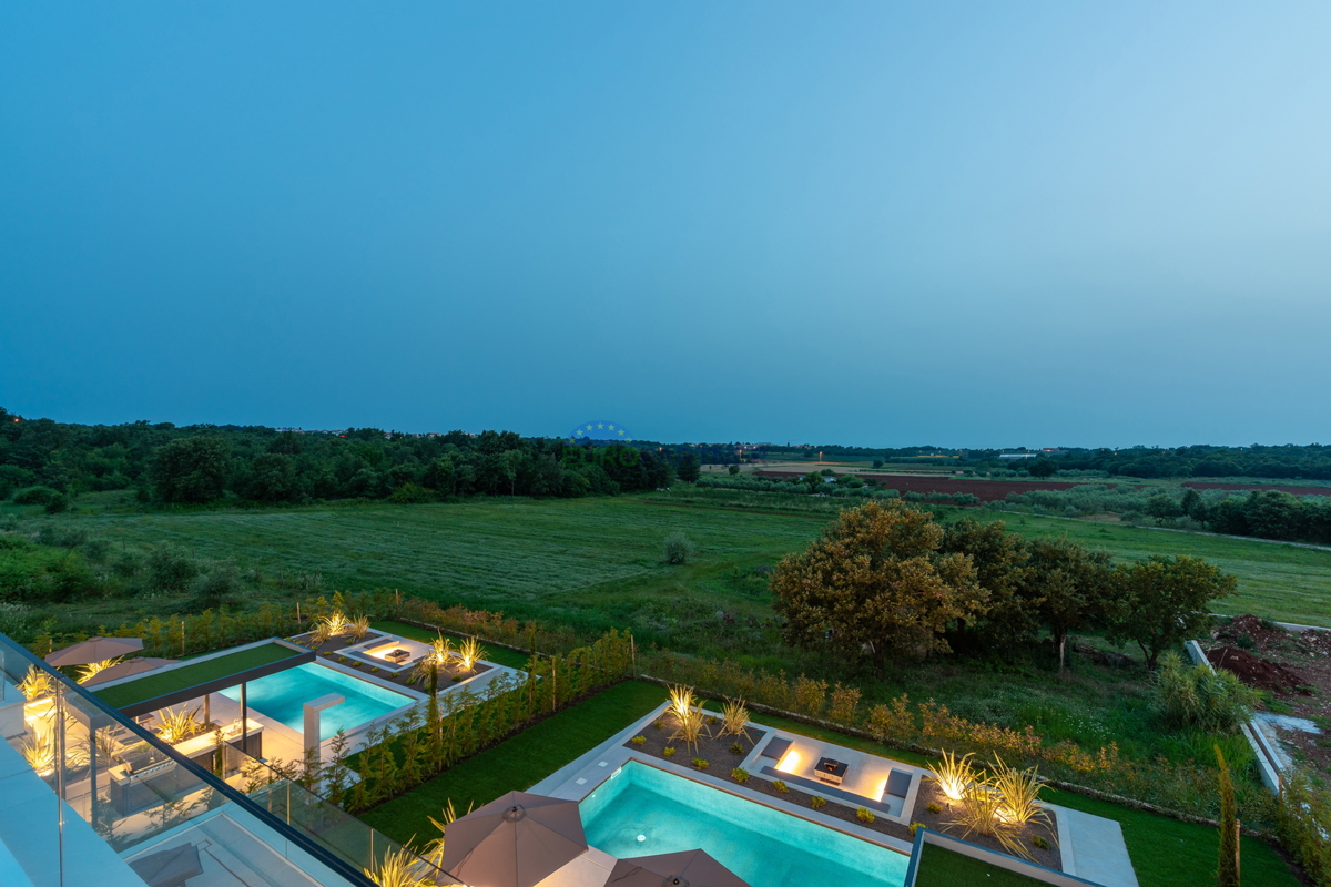 Parenzo, ville di lusso con vista sul mare!