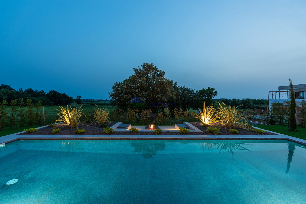 Parenzo, ville di lusso con vista sul mare!