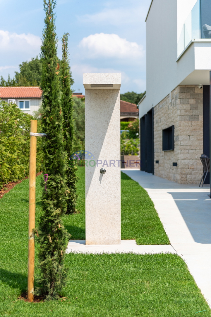 Parenzo, ville di lusso con vista sul mare!