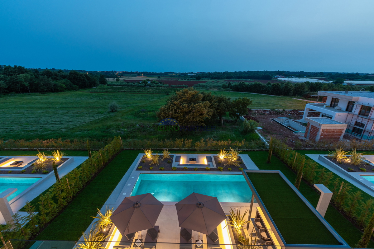 Parenzo, ville di lusso con vista sul mare!