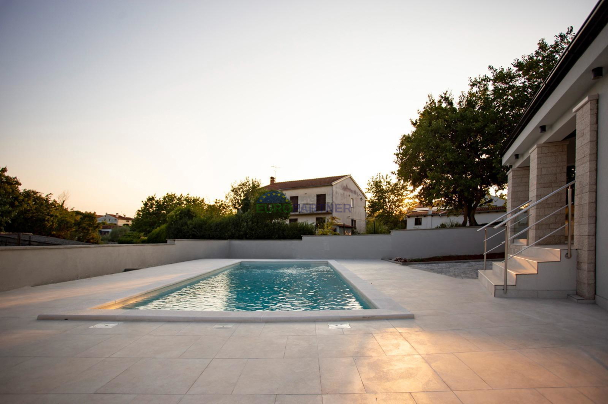 Istria, Rovigno, splendida villa con piscina nei dintorni di Rovigno