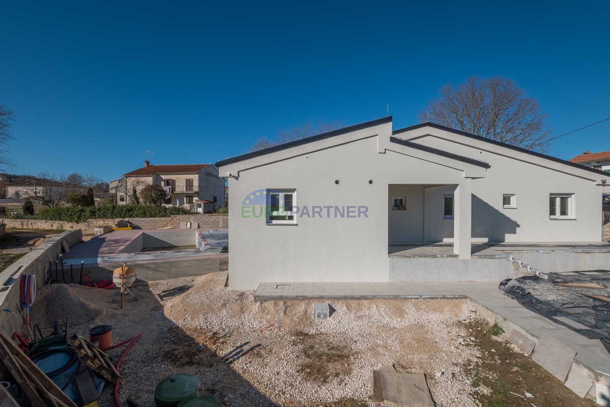 Istria, Rovigno, splendida villa con piscina nei dintorni di Rovigno