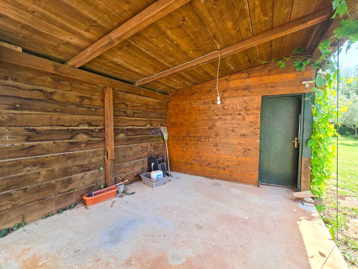 Casa con piscina e ampio giardino, a 10 km da Poreč