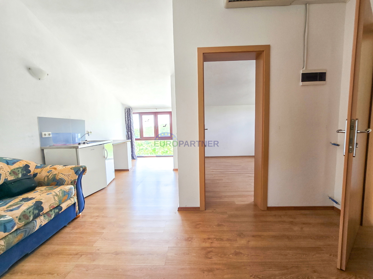 Casa con piscina e ampio giardino, a 10 km da Poreč